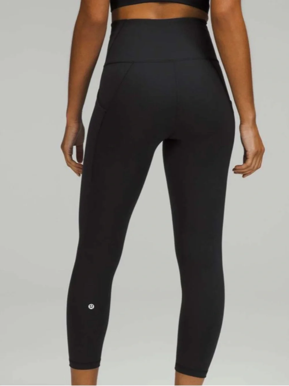 Lululemon Wunder Train High Rise Crop Leggings with Pockets 23
